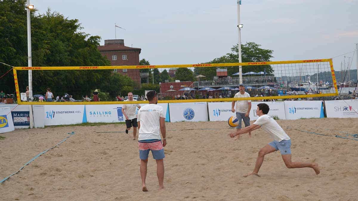 Beach volleyball at Camp24/7. This is where the sporting action is.